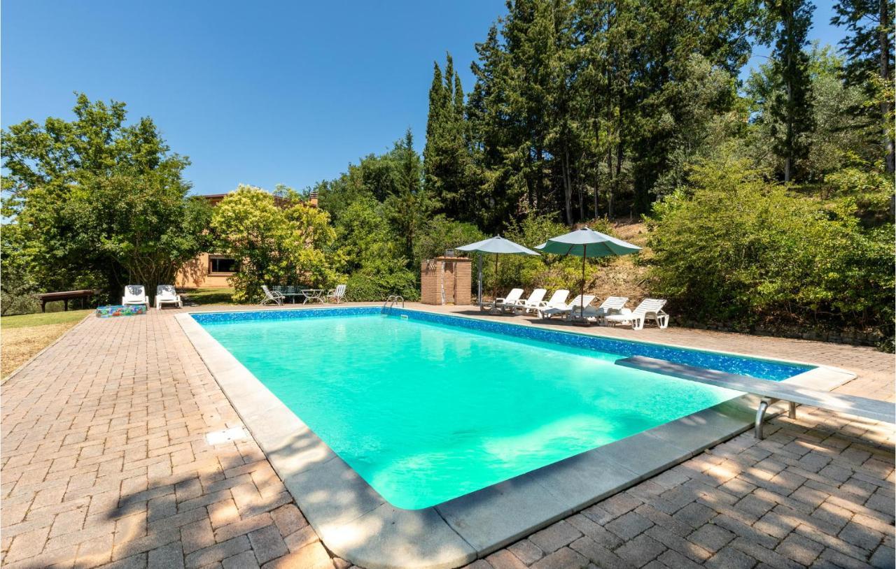 Nice Home In San Giustino Pg Екстериор снимка