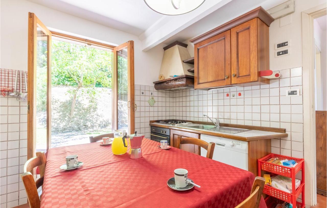 Nice Home In San Giustino Pg Екстериор снимка