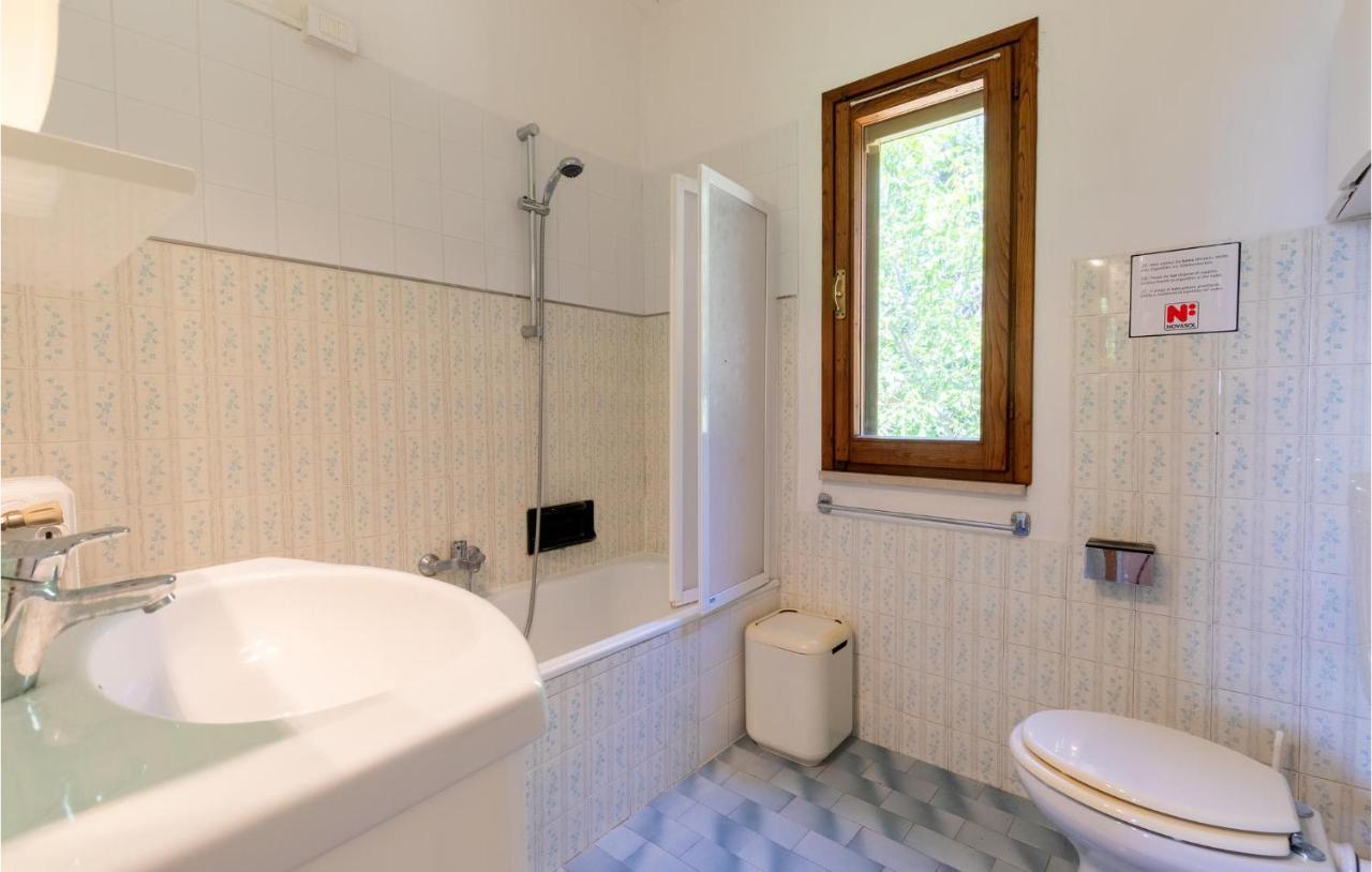 Nice Home In San Giustino Pg Екстериор снимка